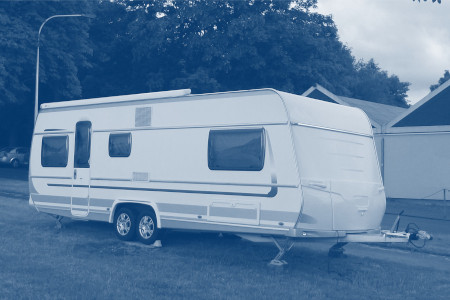 Wohnwagen-Versicherungen in Preis + Leistung sofort vergleichen - Wohnwageninhalt und Campingzubehör versichern - Campingversicherung - die Hausratversicherung für Ihren Wohnwagen - Ihren Camper - bewegliches Inventar TV - Campingzubehör wie Wohnwagenvorzelt + Mover - Dauercamper versichern